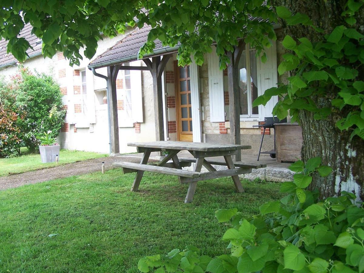 Gite En Forterre Druyes-les-Belles-Fontaines Екстер'єр фото